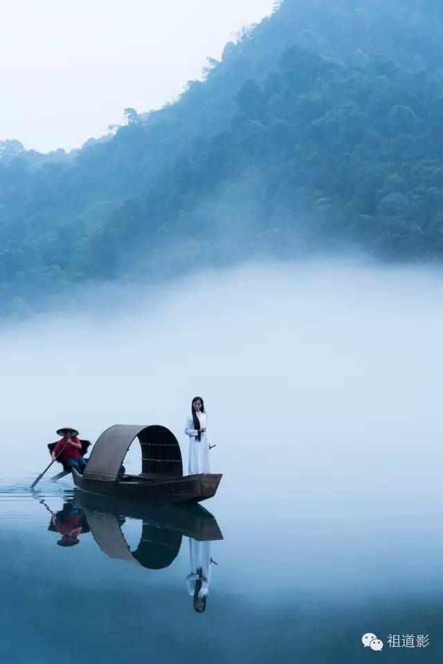 智者无言,静水流深