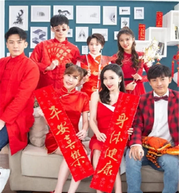 有种穿越叫《公寓爱情》女演员穿古装,看到诸日本奇迹电影剧照图图片