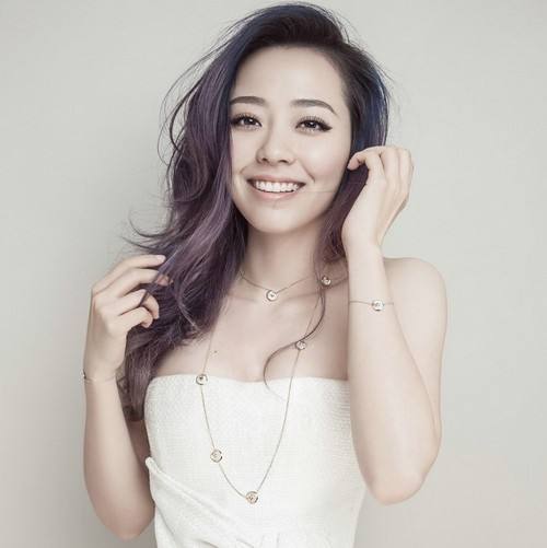 张靓颖(jane zhang),1984年10月11日出生于四川成都,中国流行女歌手.