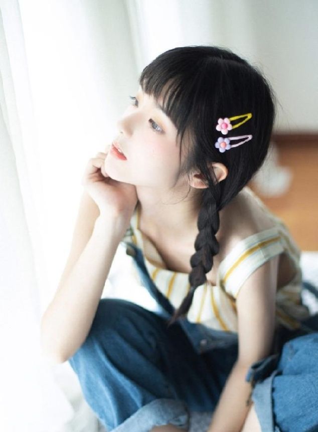 性感美女时尚写真,天使牛仔可爱小萝莉预后背v天使病毒性笑容图片