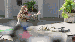 没有特效飞不起来的雷神和洛基