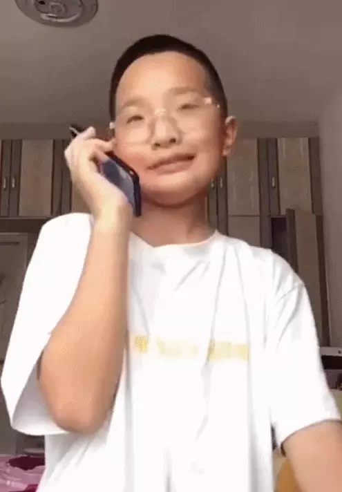 为什么“钟美美”模仿的老师全都凶巴巴的？