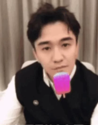 许可馨：我坑爹；仝卓：我坑自己；许可馨：……