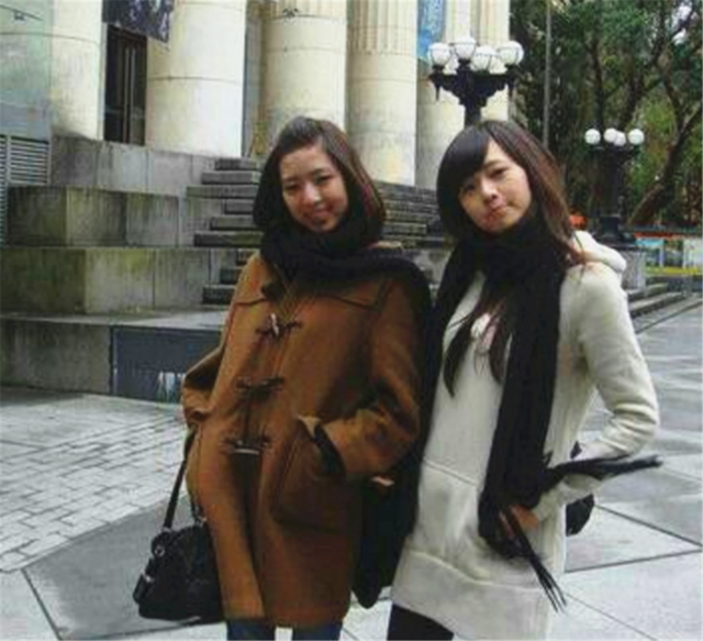 (图右)马曼琳,是马化腾的女儿,她私生活很低调,目前在职腾讯高层.