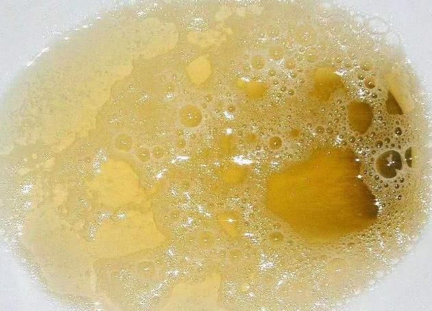 泡沫 .