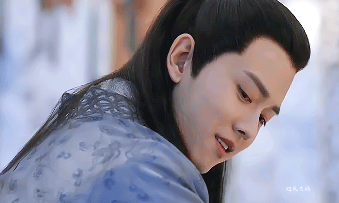 这部电视剧能够有这么好的成绩,跟我们主演陆大人以及今夏小可爱的