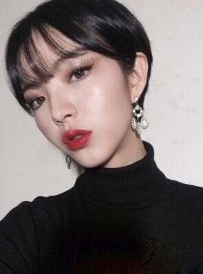 女生超短发发型图片帅气