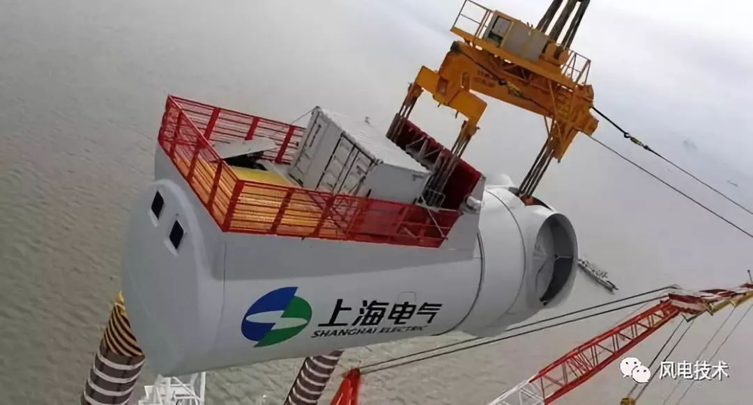 上海电气7mw海上风电机组在福建平海湾三川海上风电场完成首台吊装