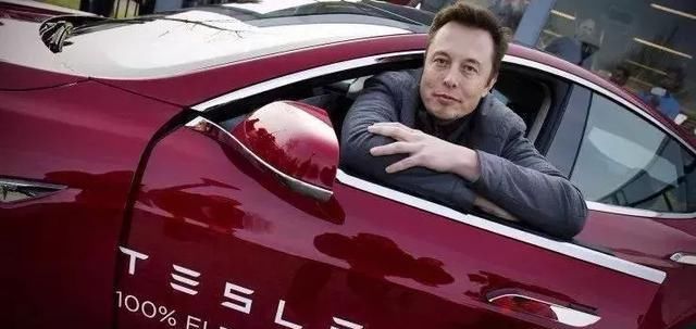 两年前濒临破产，如今市值5956亿！