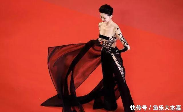 暴露度揭穿装穿过谎称获邀戛纳被加上这位模特真的红露三点恐怖电影图片