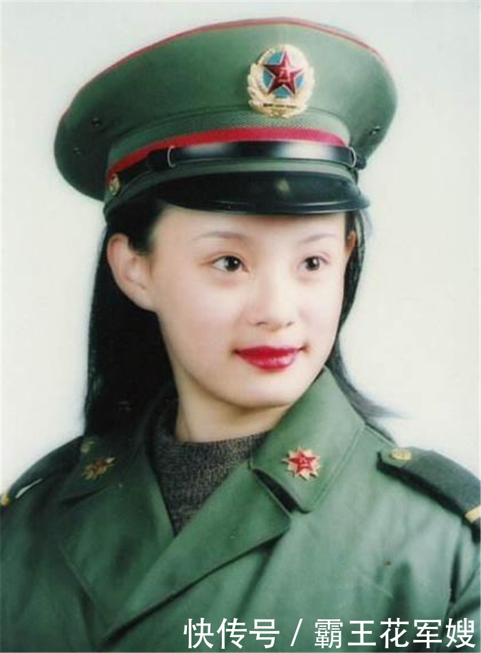 当过兵的明星:刘涛在部队养了3年猪,而她的军衔高的有点吓人!
