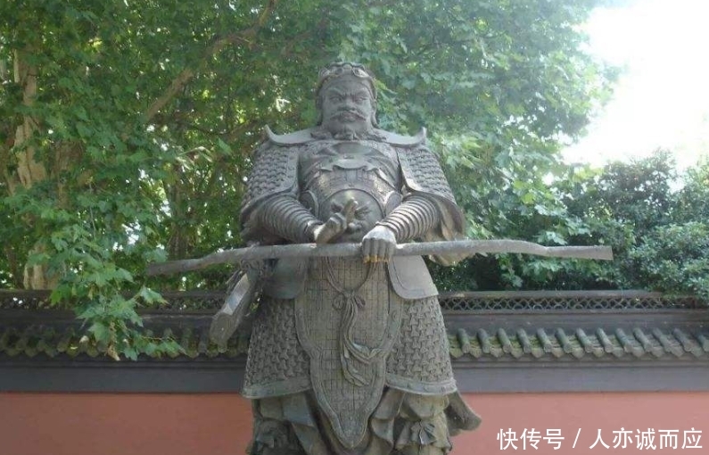 钱镠怎么读