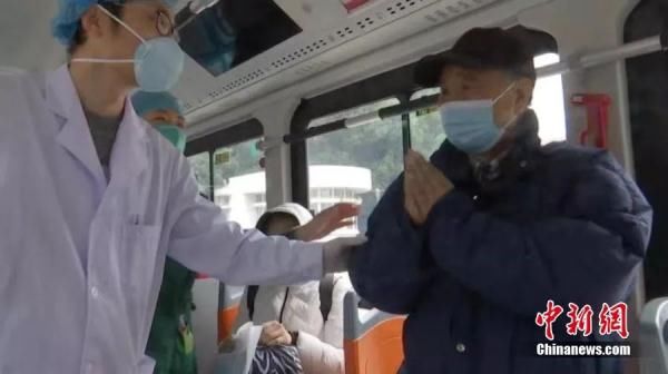 好消息！武汉这家医院确诊患者又一次成批痊愈出院