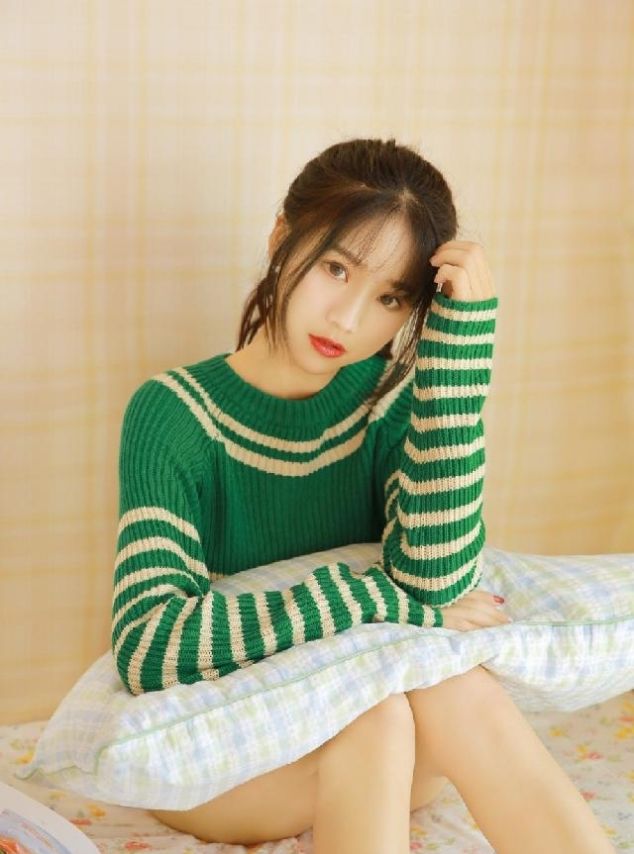 性感美女时尚写真,少女校园清纯小a少女,恬静甜性感美女cos腿v少女白丝美图片