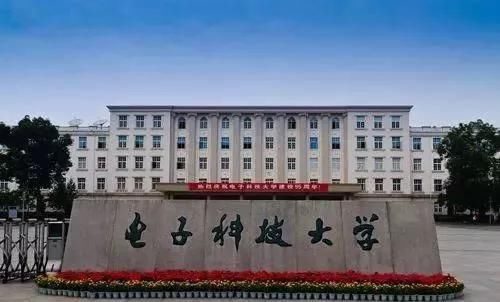 gdp增速_2019贵阳gdp(2)