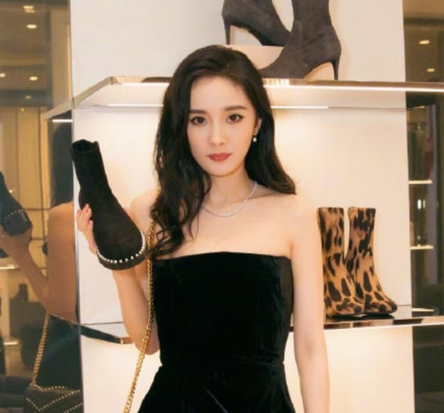 闹挺心烦的图片