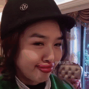 搞笑gif:妹子又没穿裙子,你们这些色痞在下面盯什么!