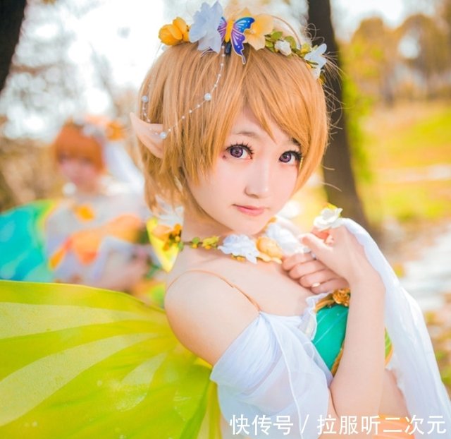 Lovelive 星空凛cosplay 粉嫩可爱的小姐姐 气质过人 快资讯