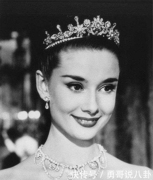 三个女明星,费雯·丽,奥黛丽·赫本,苏菲·玛索,谁最美