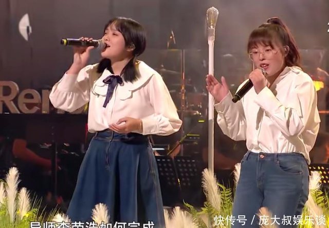 好声音 贾铮现身王力宏演唱会 和刘美麟合影 颜值不落下风 快资讯