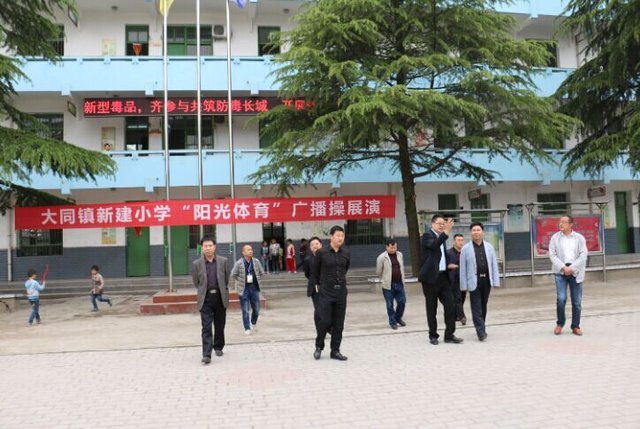 汉滨区教体局长喻楠深入大同镇检查调研教育工作