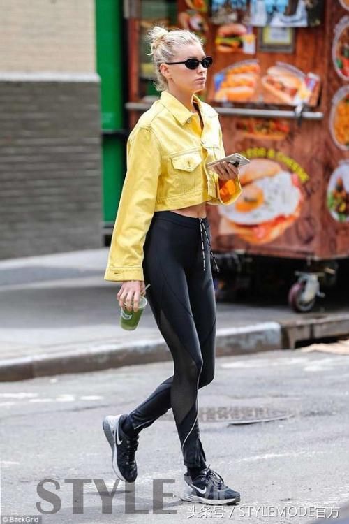 秋季必备牛仔夹克，5个新元素助你美出新高度！