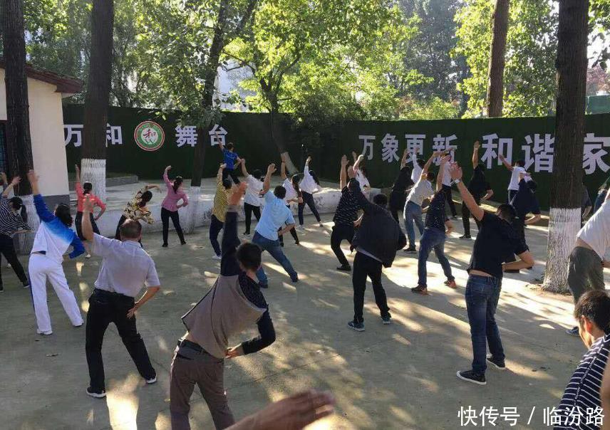 中国人口最多的县城，人口数量多达230万，却穷得连火车站也没有