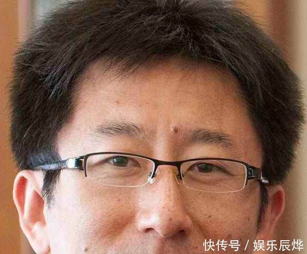 章文性骚扰事件持续发酵，脱口而出一句话，网友此人是惯犯