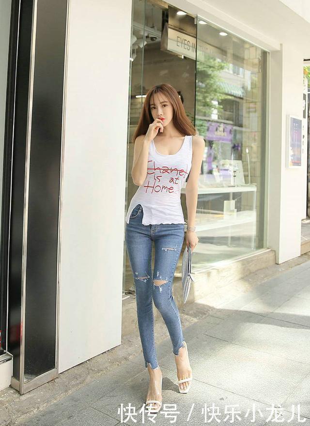 值得肯定|时尚穿搭:紧身牛仔裤,时髦一夏