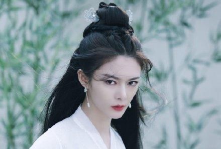 「徐开聘」杨超越、徐开聘《且听凤鸣》官宣了？配角阵容强大，网友：惊艳！