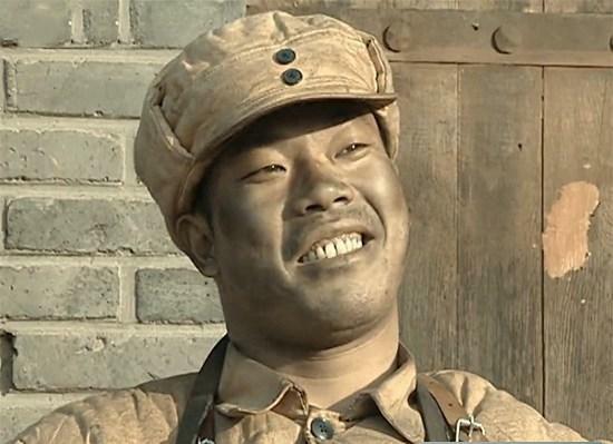 《亮剑》此人明明姓李, 李云龙为何称呼他为老张 此举大有深意! 《亮剑》此人明明姓李, 李云龙为何称呼他为老张 此举大有深意!
