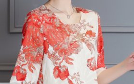 女装上衣过臀才好看，今年最流行“贵妇装”出炉啦!洋气精致