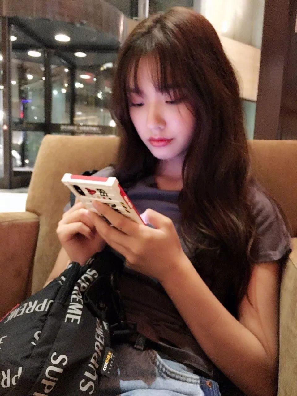 杨幂林允的漫画刘海真没用!就是目测减10岁而已~