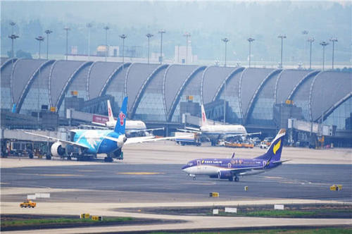 重庆和成都，谁更有可能成为中国西部的交通“枢纽之王”？