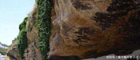 世界上最危险的村庄:被巨石压了6百多年,当地人却不想搬走