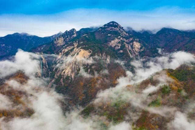 大别山天堂寨雨后现仙境奇观