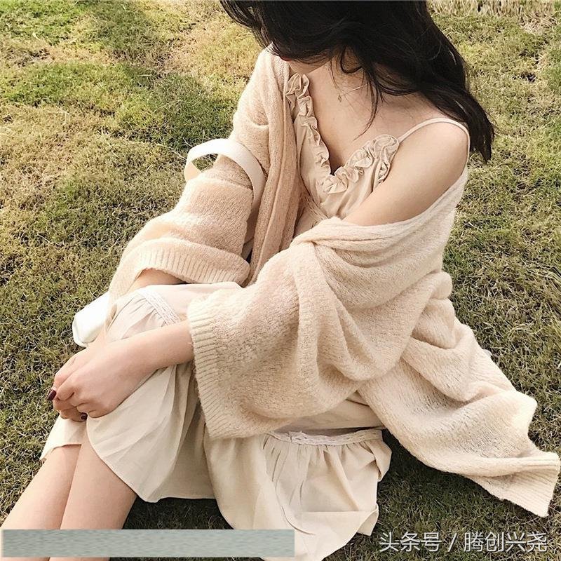 丰满女人不好看?你瞧瞧下面女人这样穿，尽显迷人曲线，一饱眼福