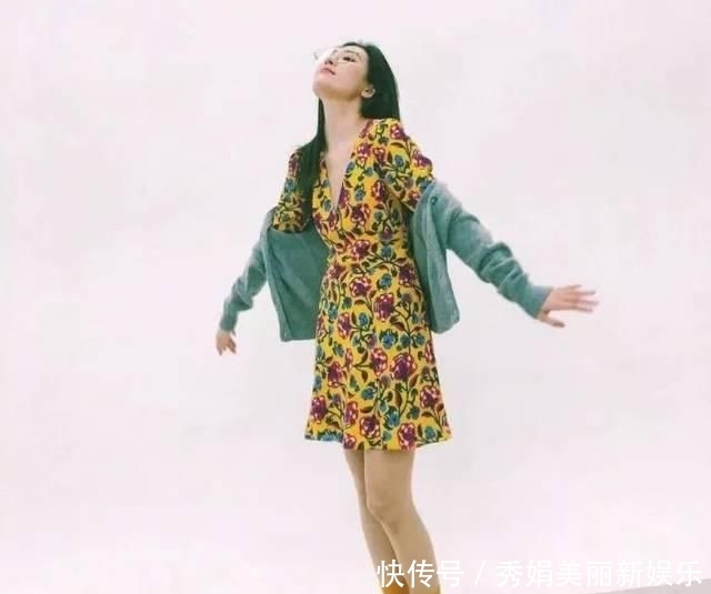  『美美』美美哒的长袖连衣裙 也必须靴子来扶持
