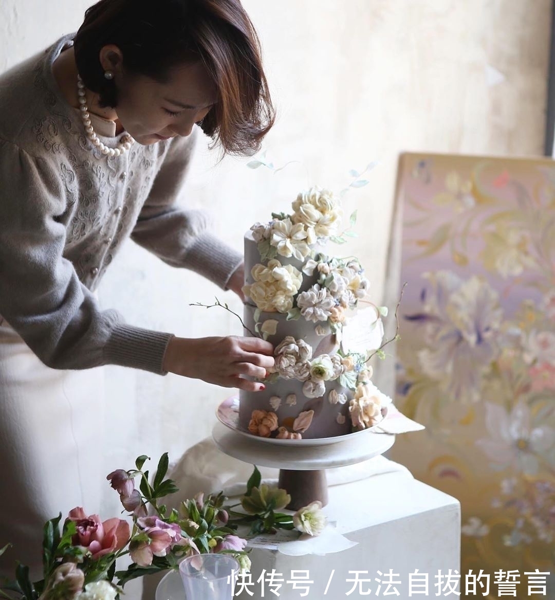 『制作』她做的鲜花蛋糕太撩人,看完后全世界都惊艳了!