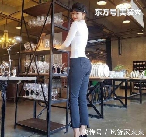 【美女】青春洋溢的高跟鞋美女,秀出精致的身材曲线!