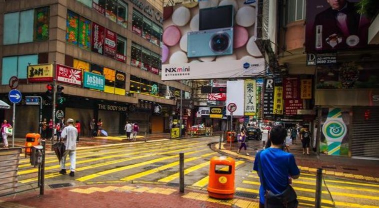  #超过#中国土豪最多的城市，千万富翁超过22万人，数量是迪拜的4