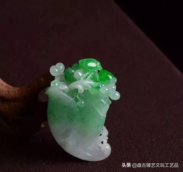  『作者』玉雕师为女神定制的花，总有一枝适合你