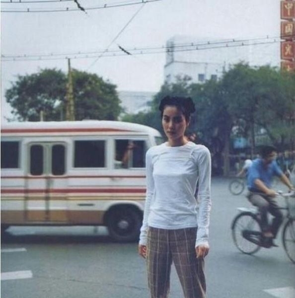 『风华绝代』不老女神!38张王菲的珍贵老照片曝光,真的是天生丽质,风华绝代