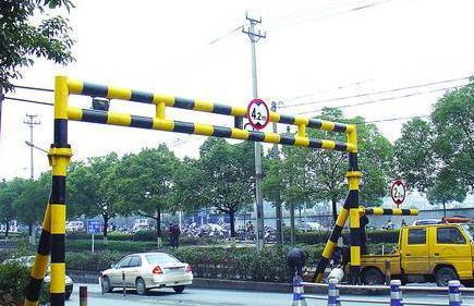 崔永元怒斥这种现象，毁车伤人事故频发，为什么不被制止？