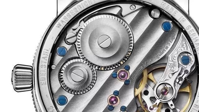 仪表不凡说表:德国人的腕表实力，要从格拉苏蒂说起