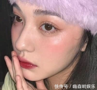  #高鼻梁#女生“高鼻梁”更好看？脸上有这3特征，塌鼻梁没准“更惊艳”！