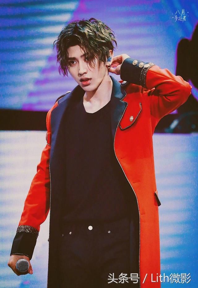 蔡徐坤被曝天价片酬?这几点理由证明是谣言,粉丝:遇到骗子了吧