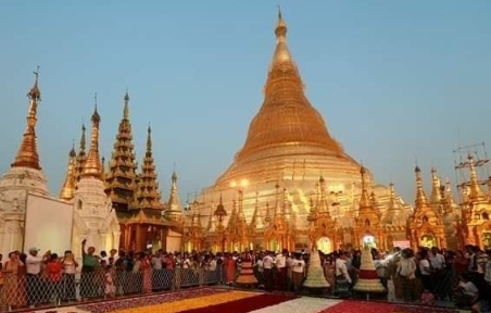 缅甸最“牛”金塔，耗费7000公斤黄金，被称为“东方艺术的瑰宝”