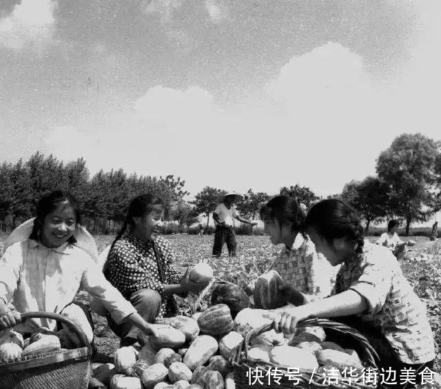  土坯房■一组农村老照片，带你回到过去的那个年代