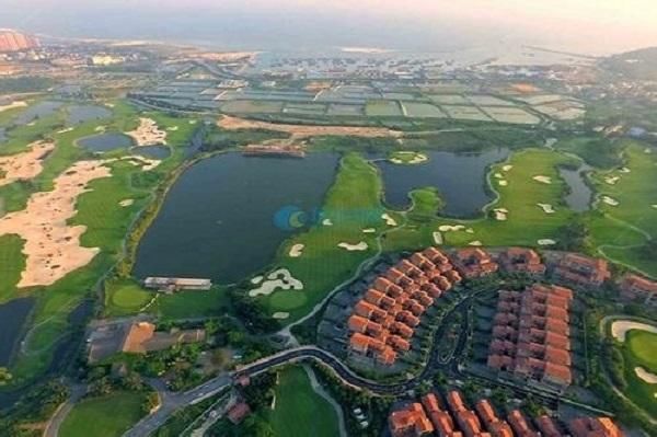 中国最值钱“鬼城”在这儿,上百栋海景别墅空置10年还卖不出去!